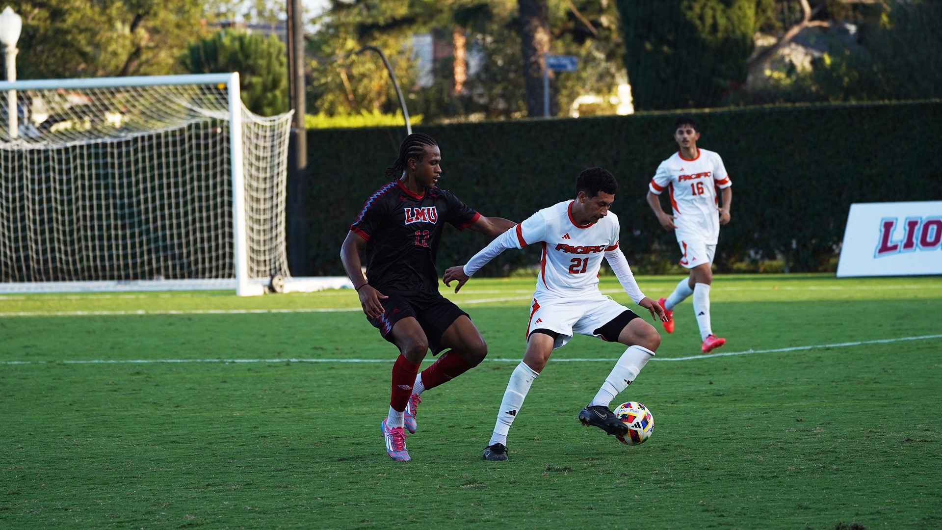 Carlos Maldonado with Ball