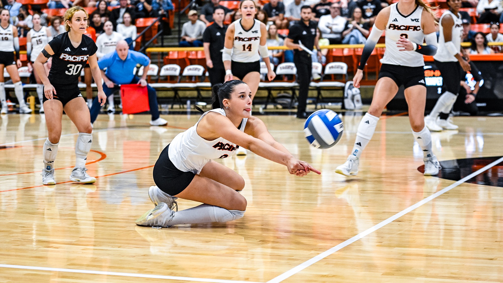 VB Vanessa Zussino digging a ball out vs. Seattle U 2026