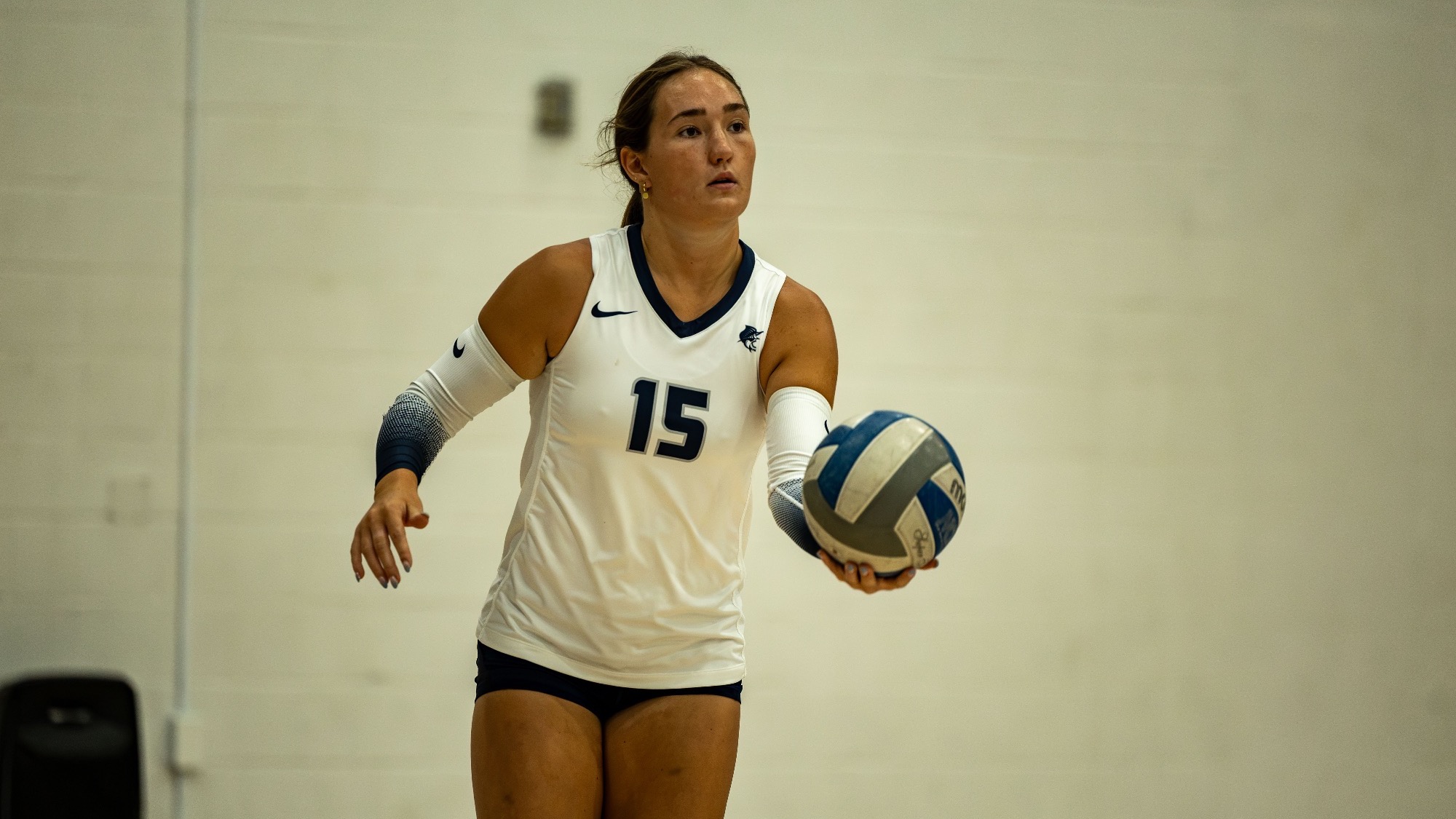 Lauren Venenga Serve Navy/White