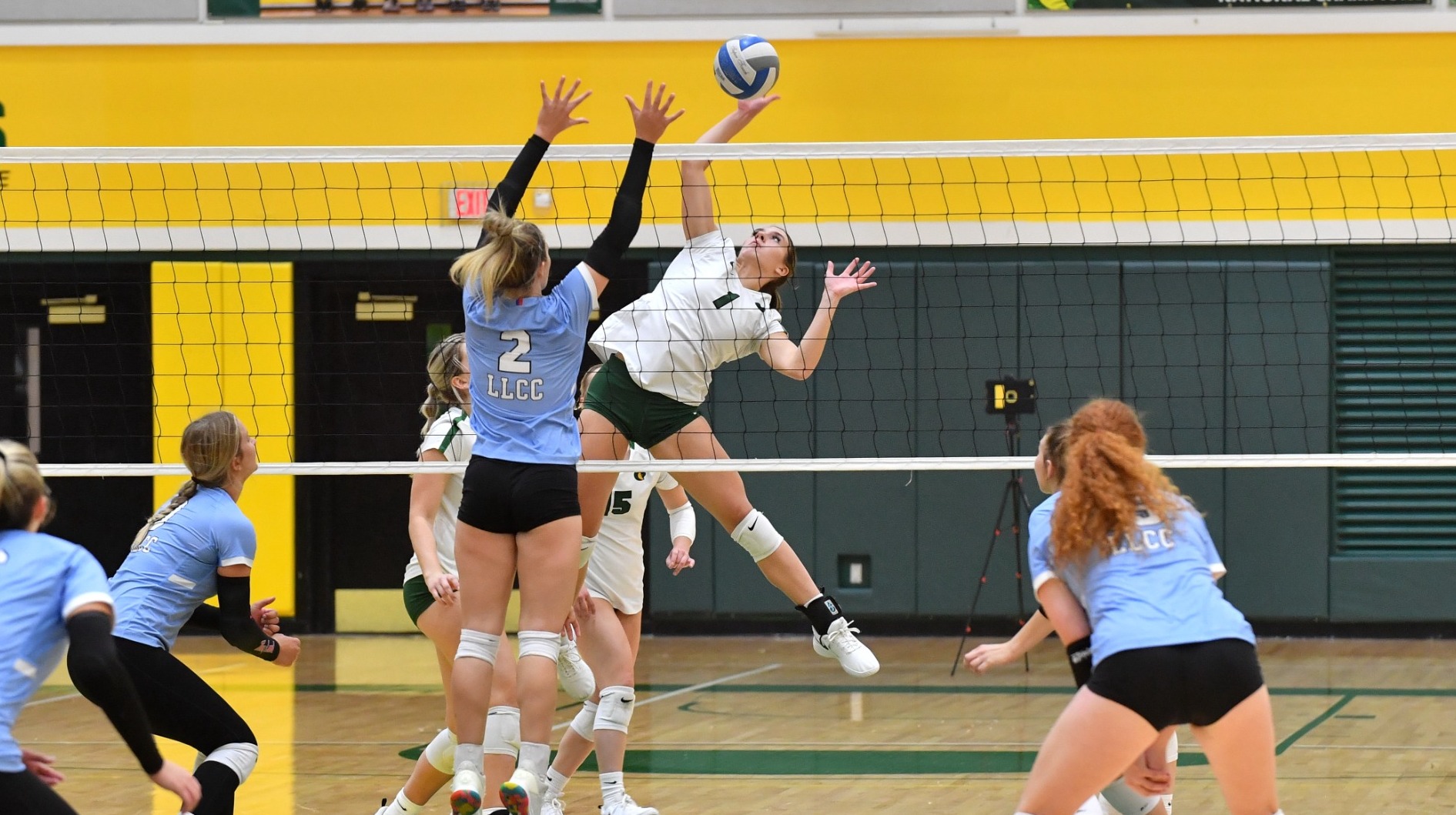 No. 5 Parkland Volleyball Win at Spoon River College in Four Sets