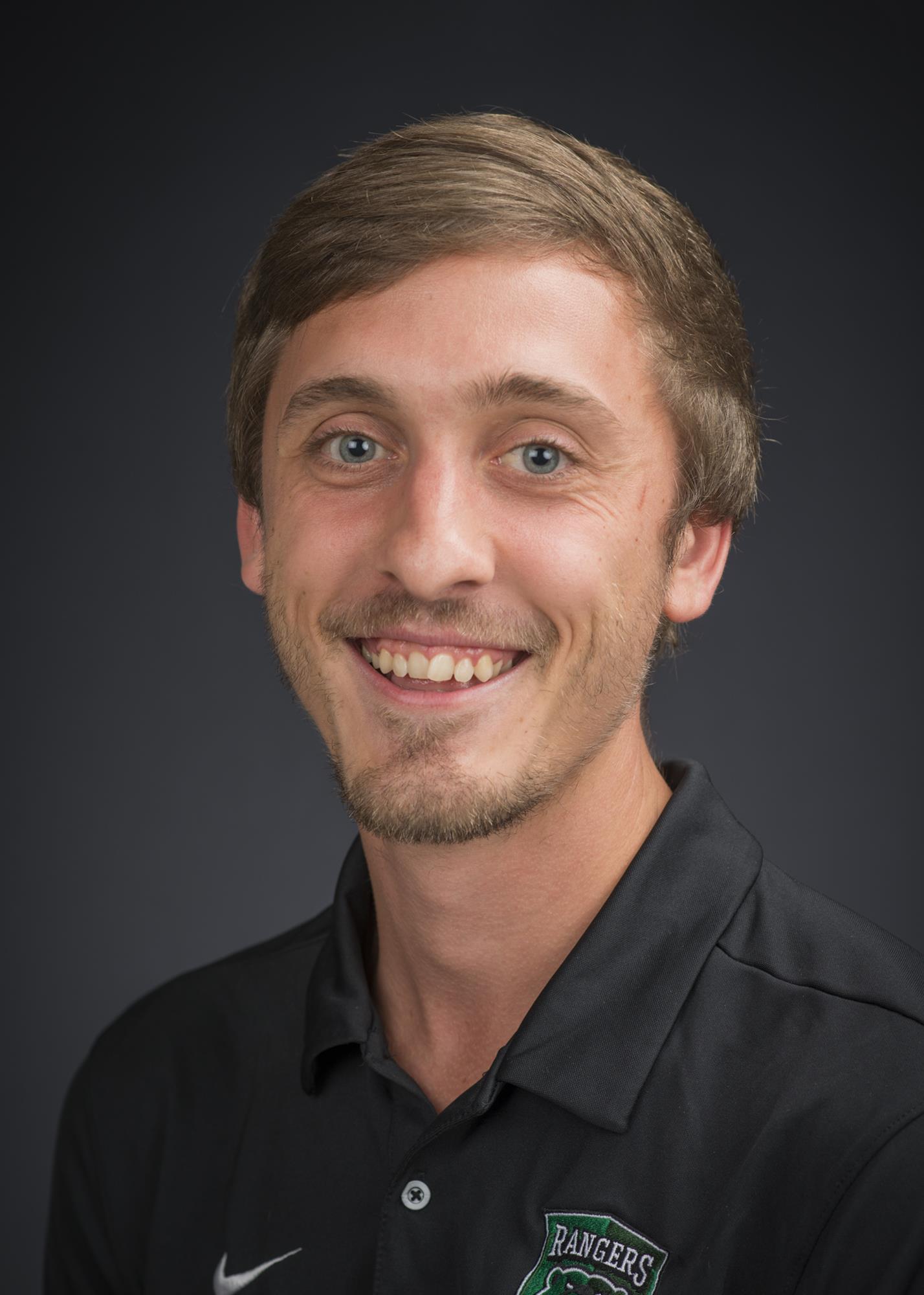 Evan Lewandowski Head Shot