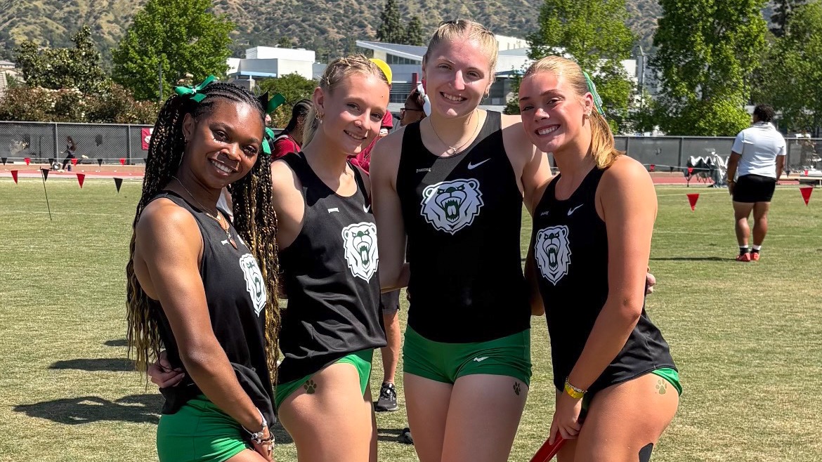 4x100 relay record group