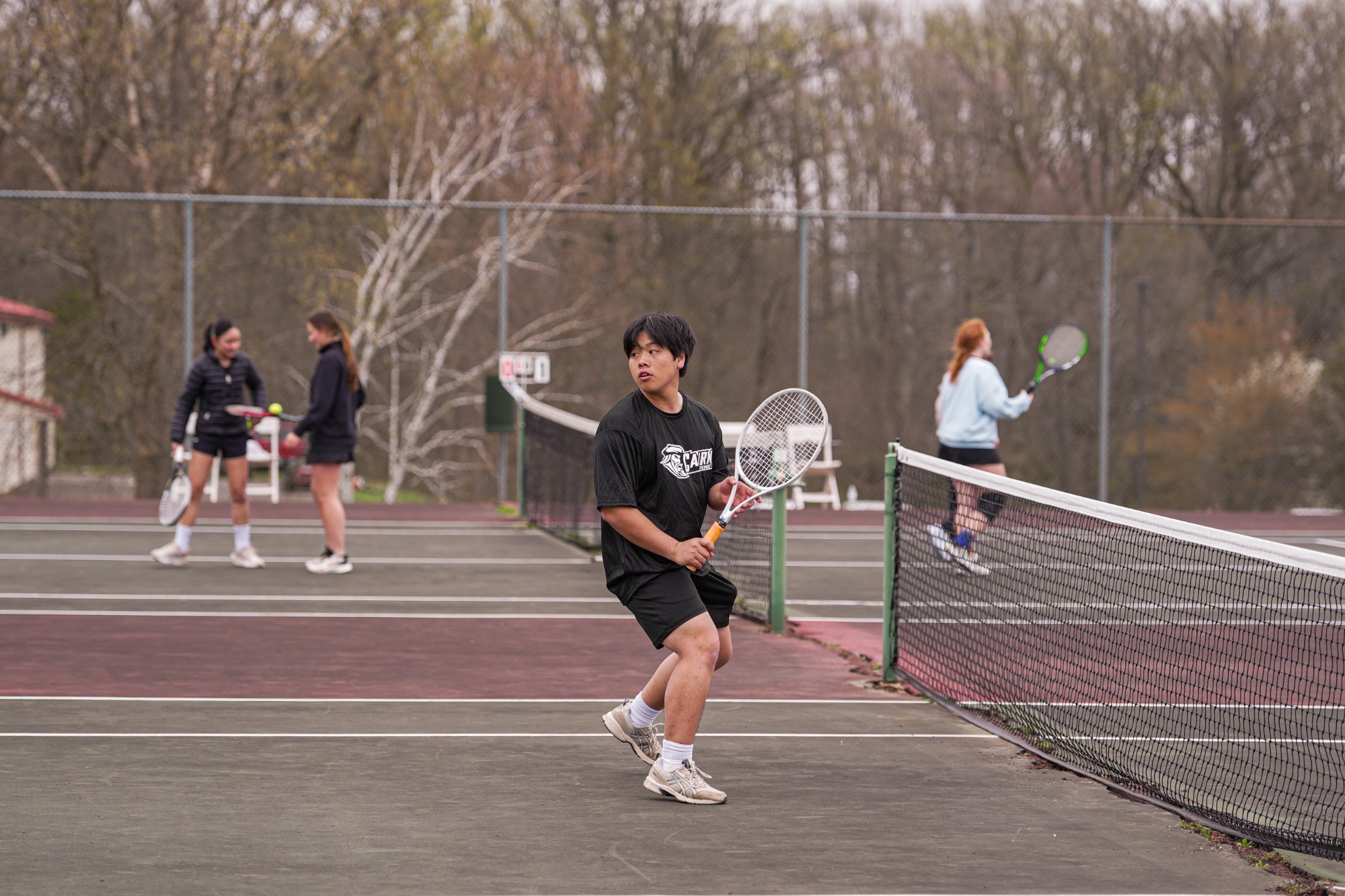 Prasch Tracks the ball