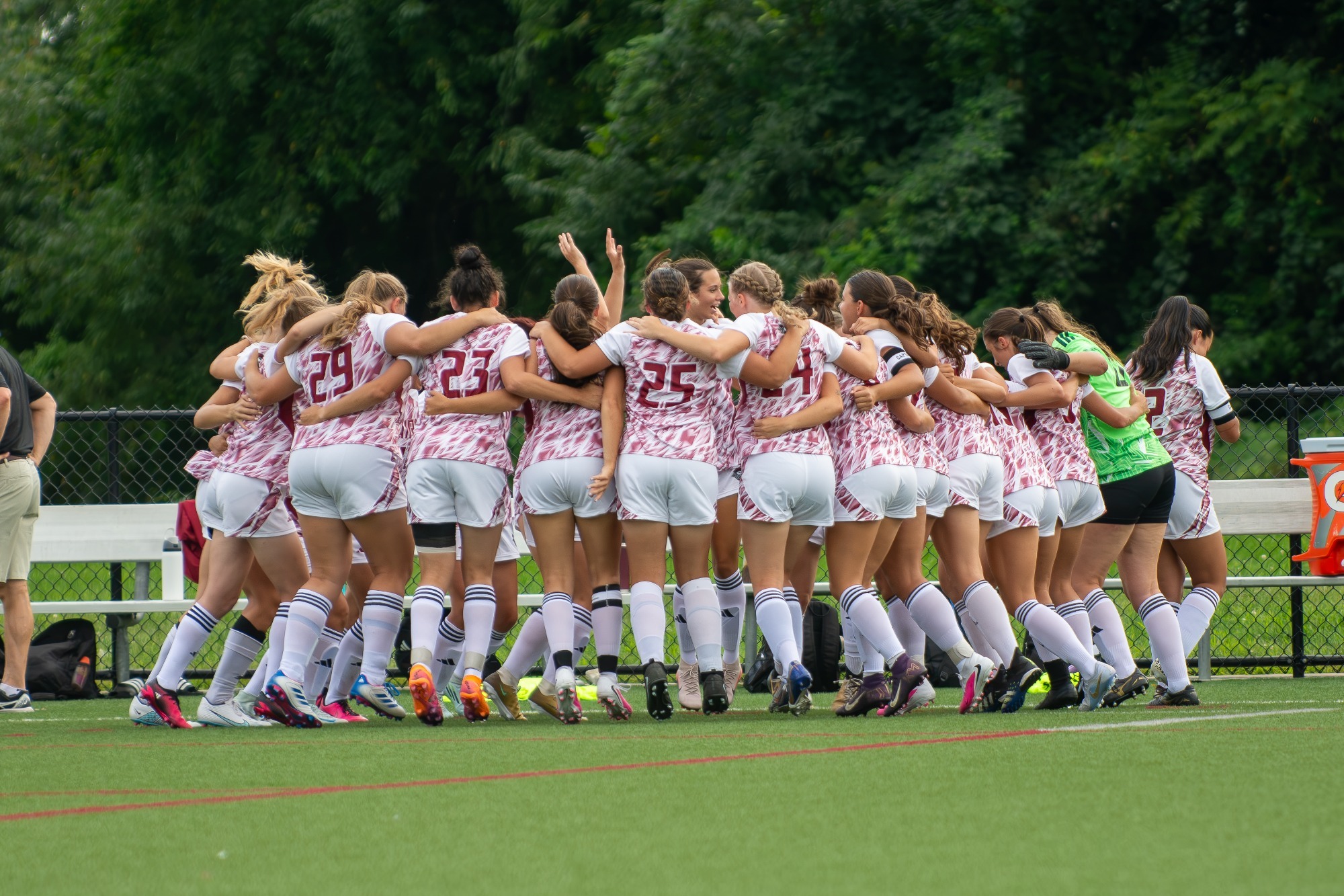 Highlanders Huddle Up