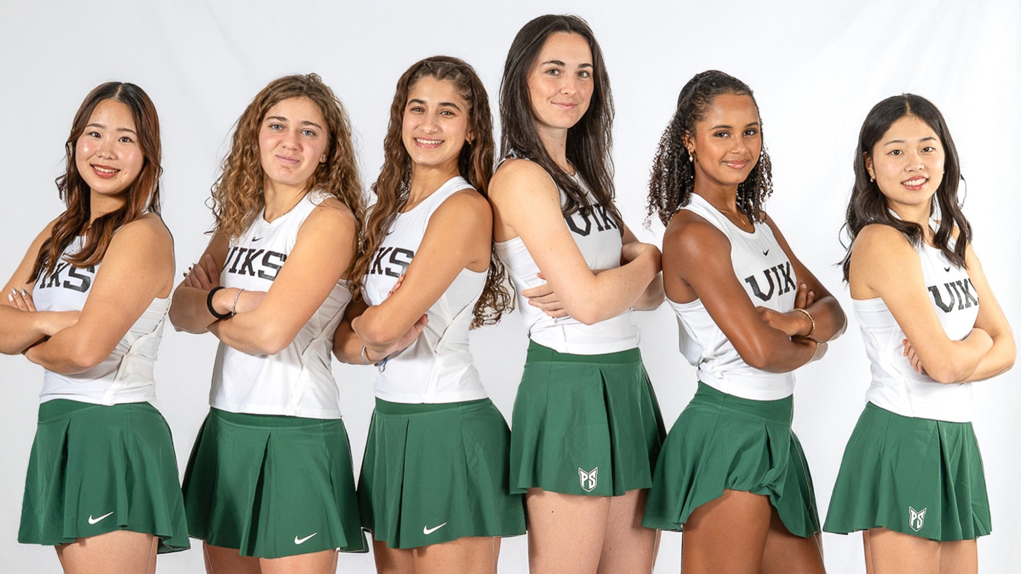 Women's tennis team photo 2026