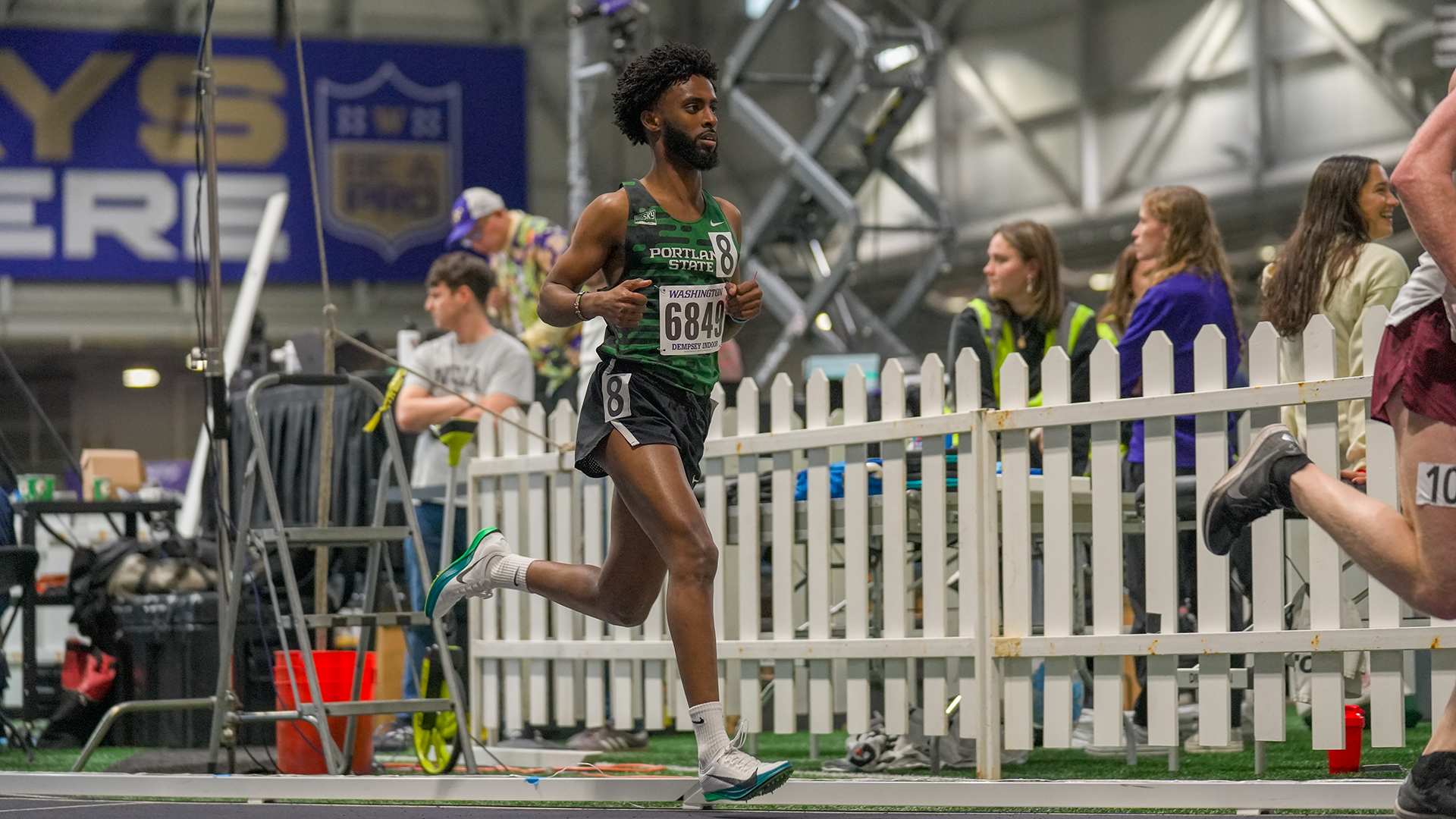 Portland State track & field runner Abdinajib Abade competes in the 3k at the UW Preview.