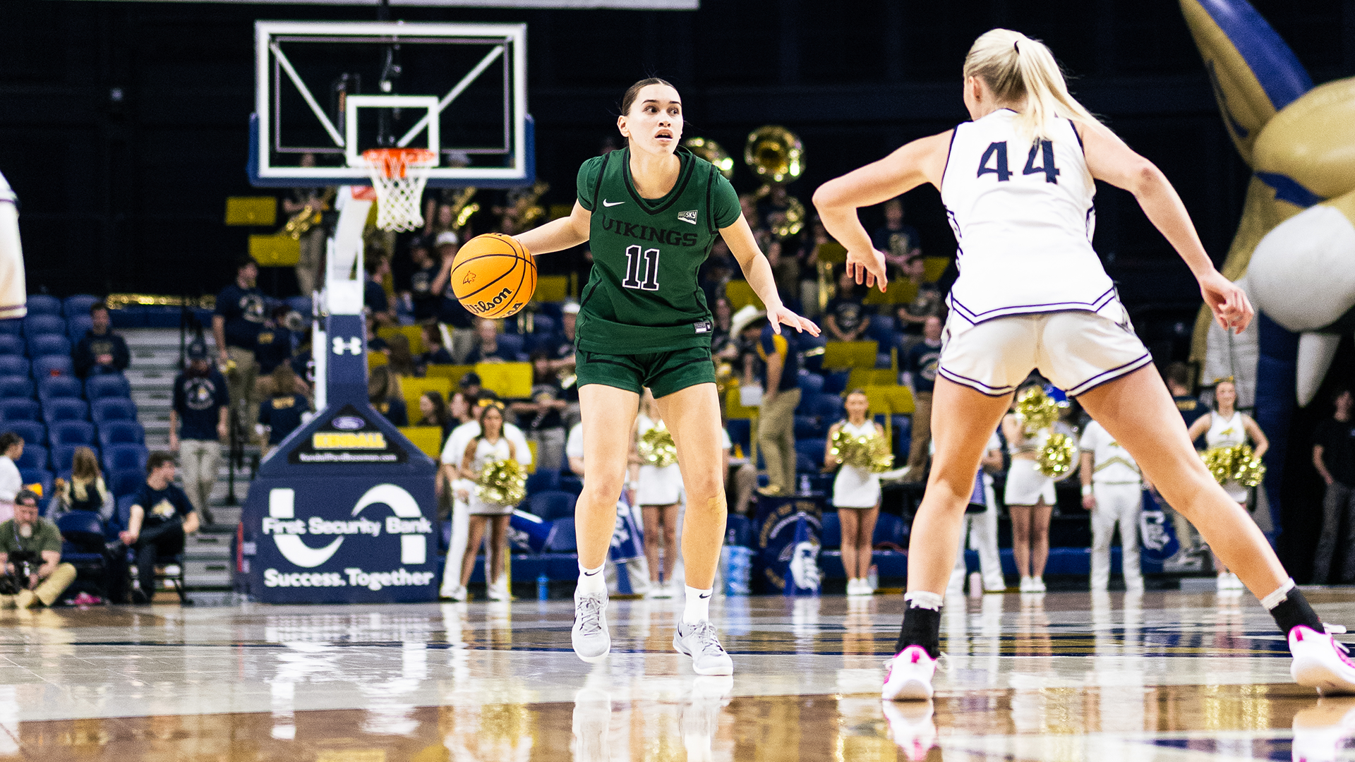 Portland State women's basketball player Laynee Torres-Kahapea dribbles the ball during the Vikings' game at Montana State.