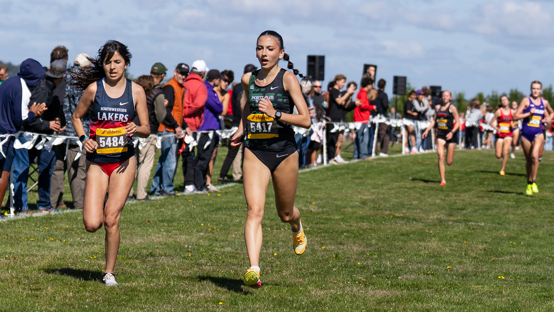 Portland State cross country runner Brianna Mazilu sprints to the finish at the Mike Johnson Classic.