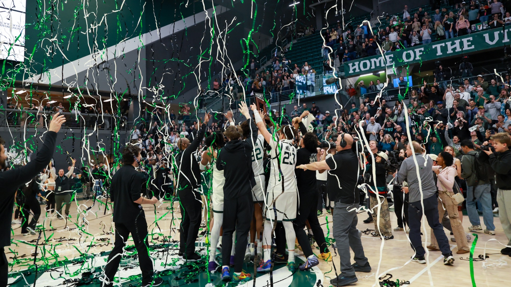 The Vikings celebrate their Big Sky Conference Basketball Championship