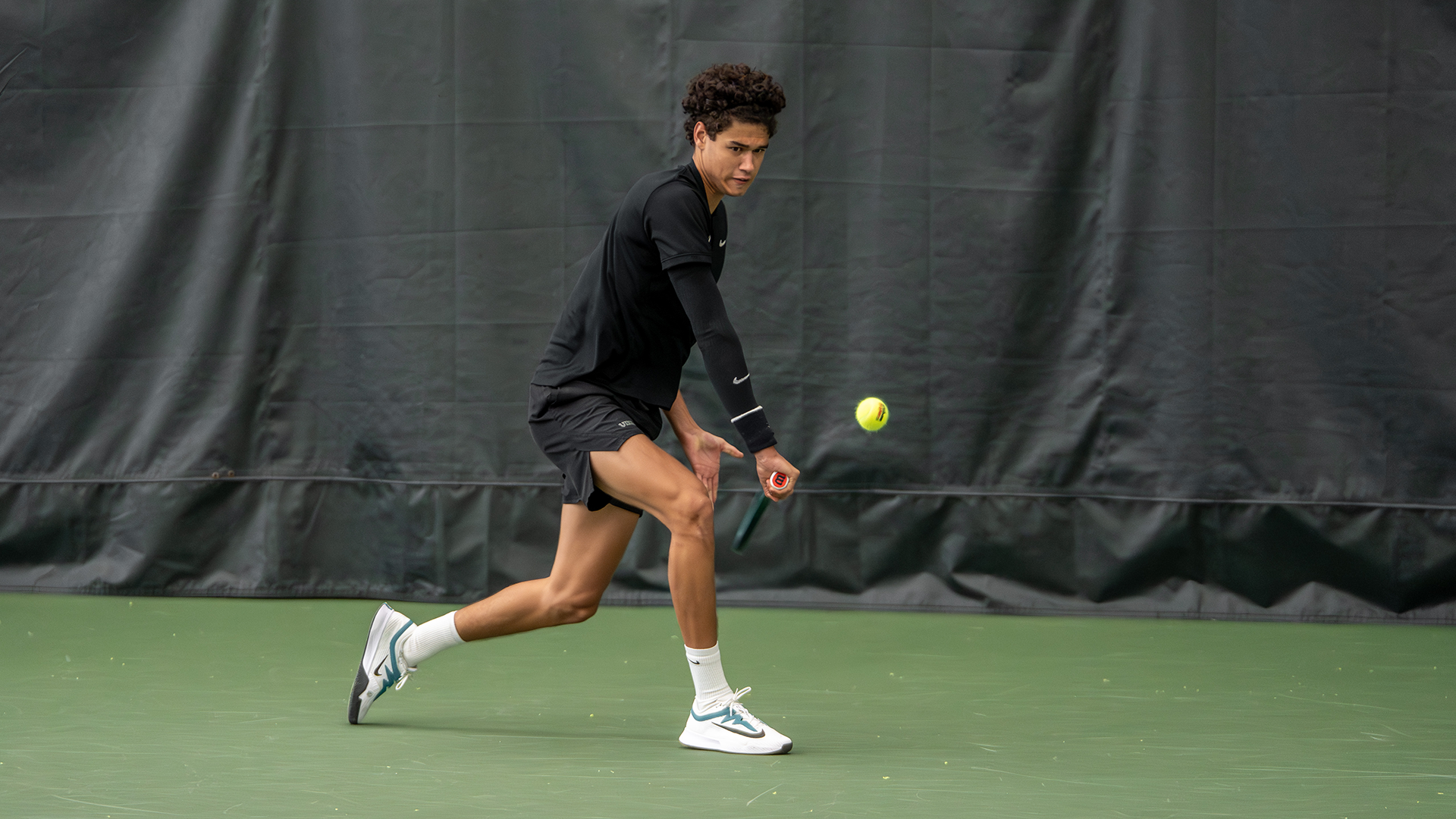 Maas Schotanus returns shot against Montana State 