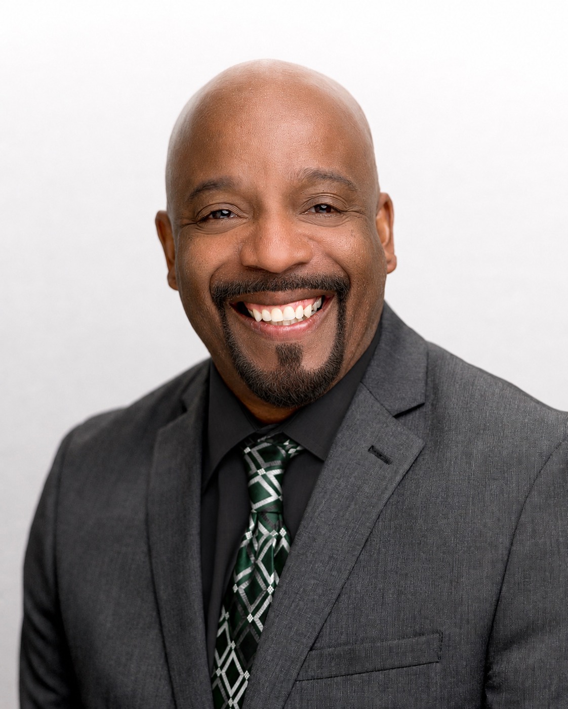 Eugene Frazier head shot