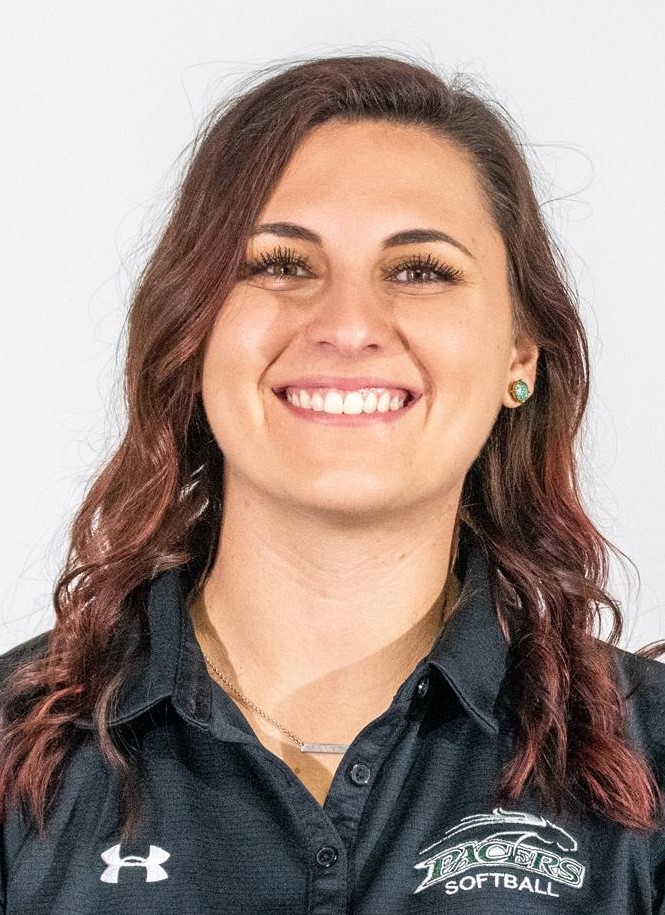 Paige Knussman Headshot