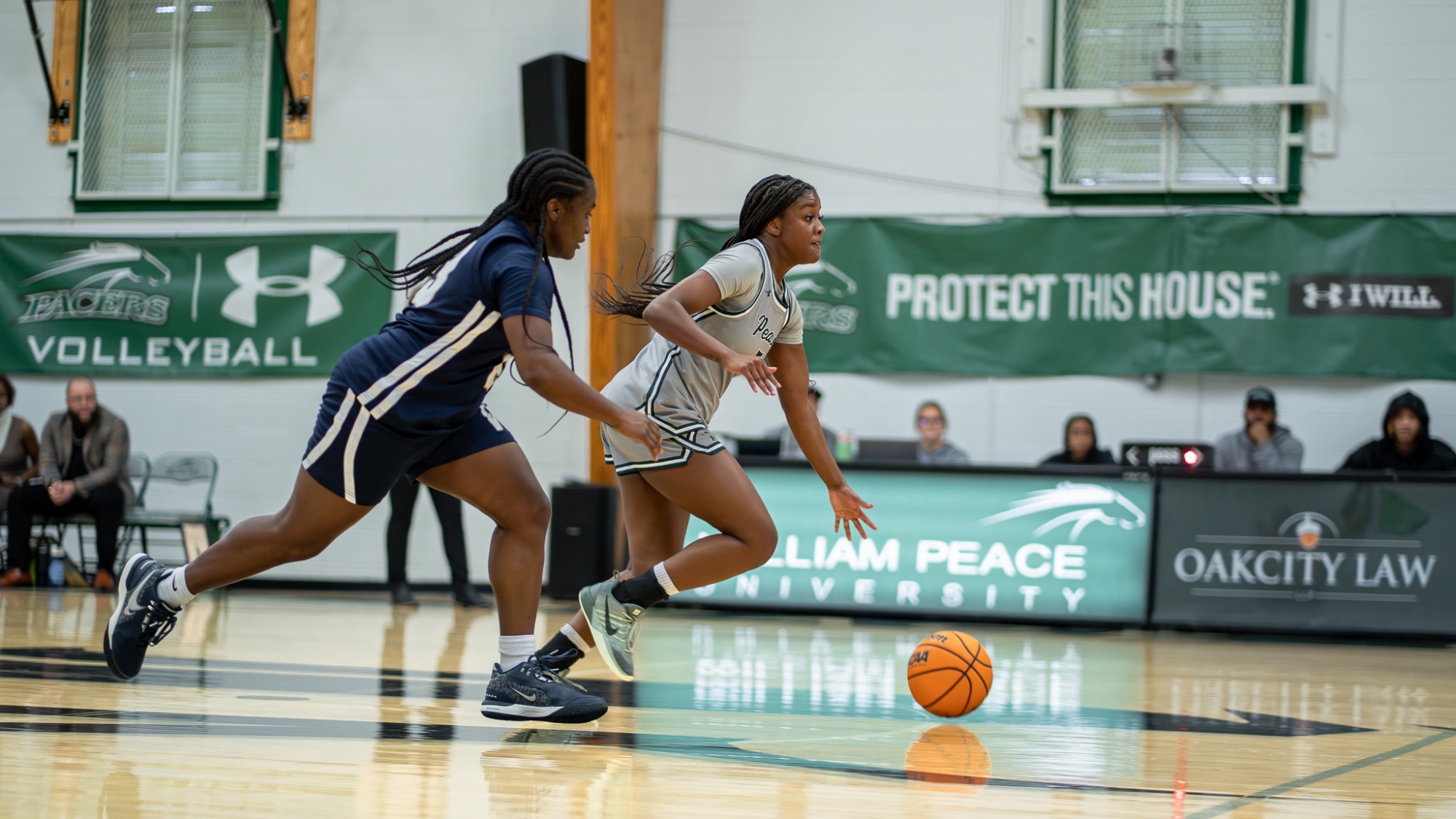 Zikira Henderson 2526 Action Shot