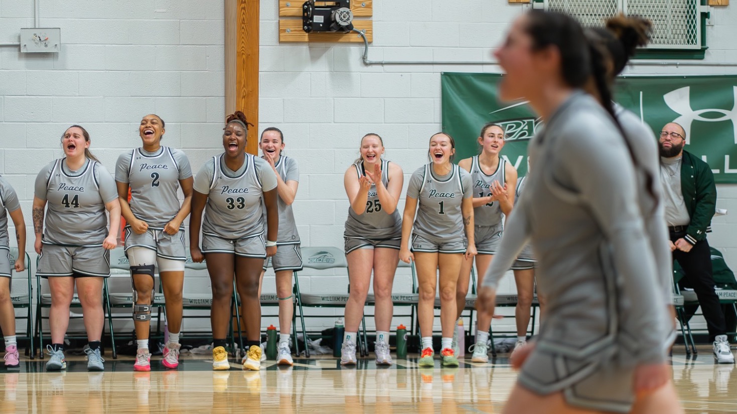 WBB Team Action shot 2526