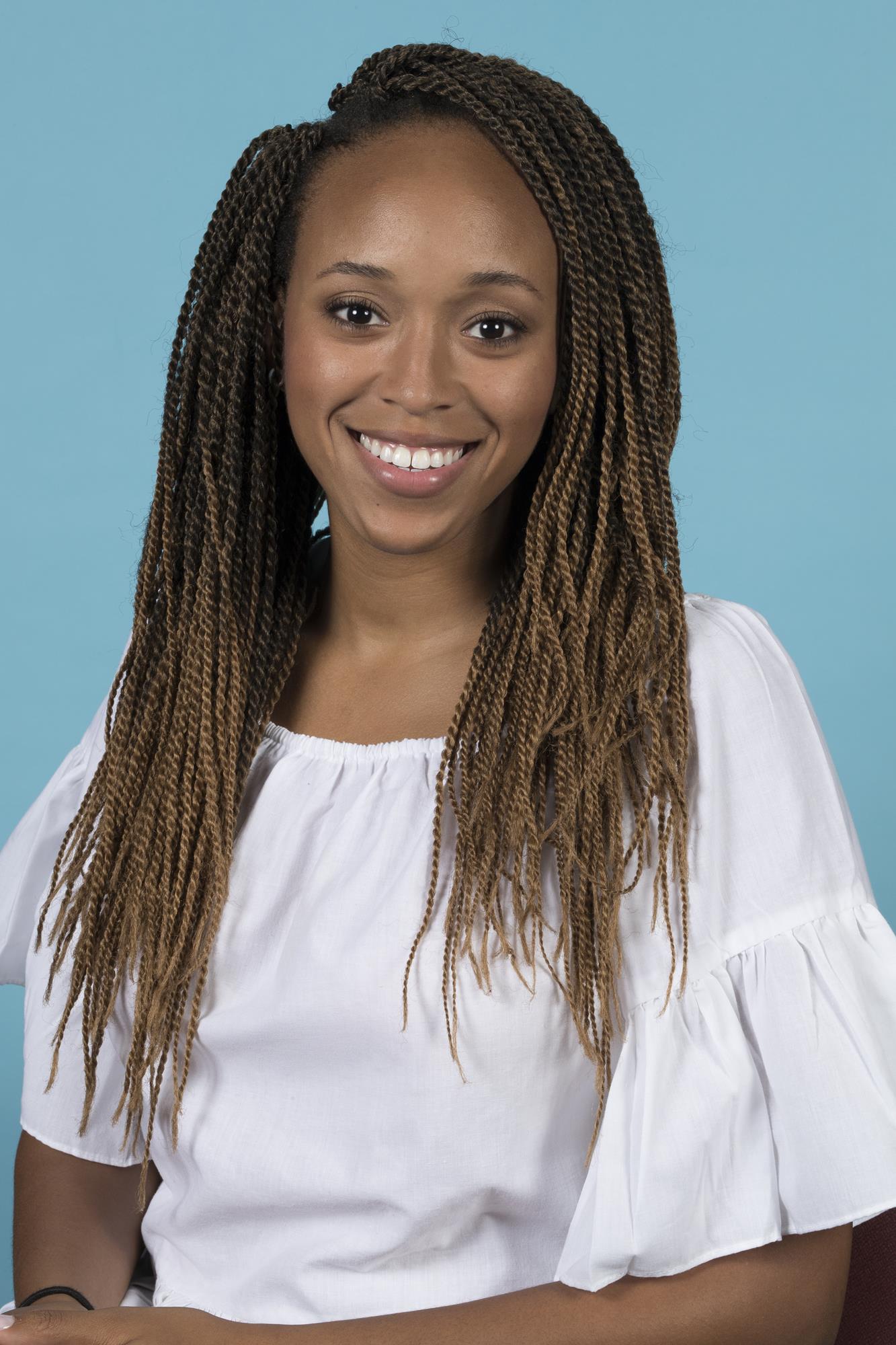 Desiree-Eliott-Headshot