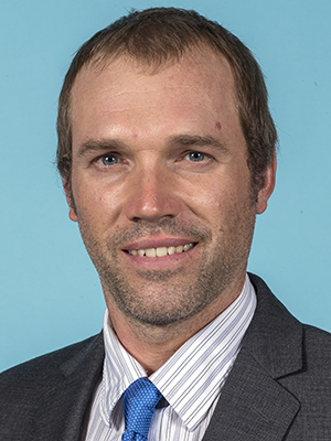 Dameon Engblom headshot fall 2018 (assistant HROW coach)