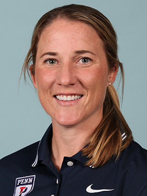 Becky Edwards headshot fall 2021