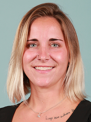 Taryn Ficken headshot fall 2022