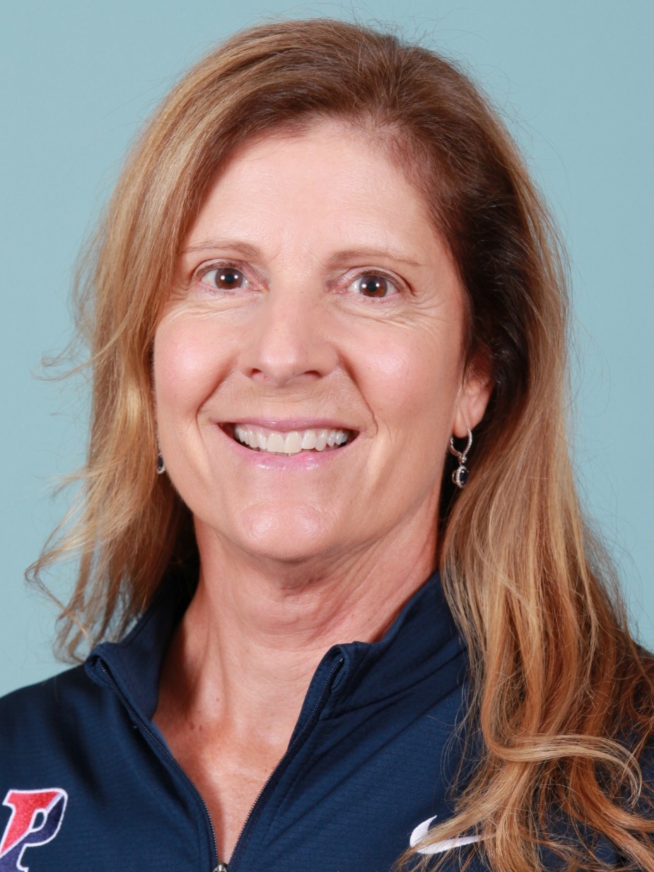 Karen Siegel headshot fall 2023