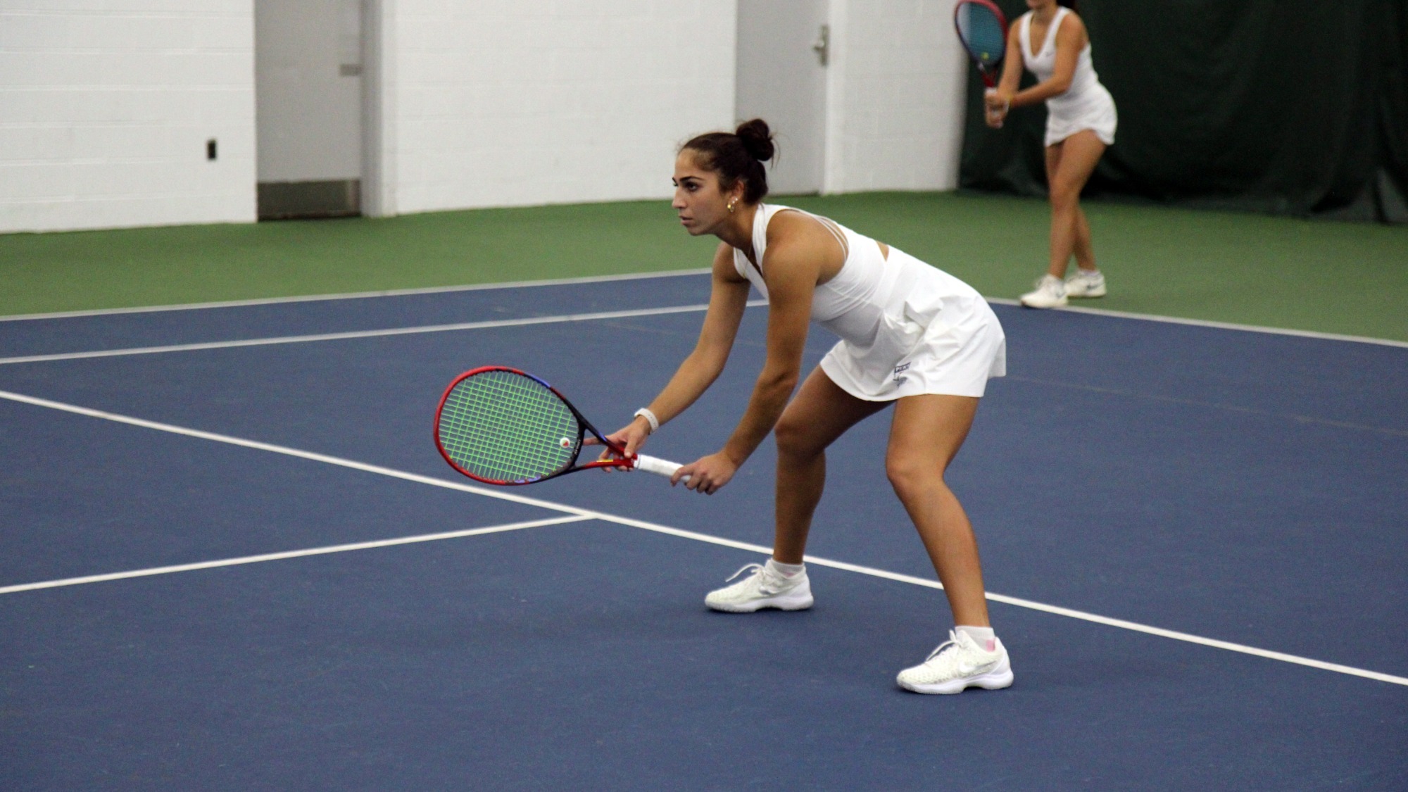 Motlagh Doubles in Cissie Leary