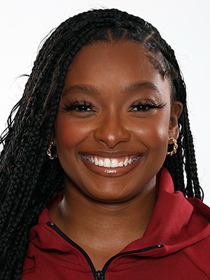 Sara Parson headshot fall 2024