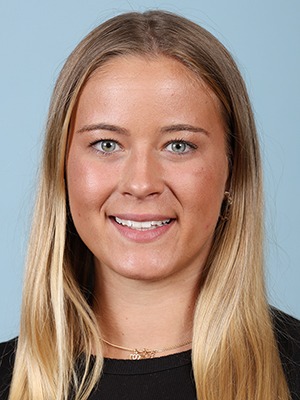 Savannah Sweitzer headshot fall 2024