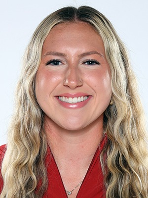 Alyssa Bert headshot fall 2025 (VBmedia day)