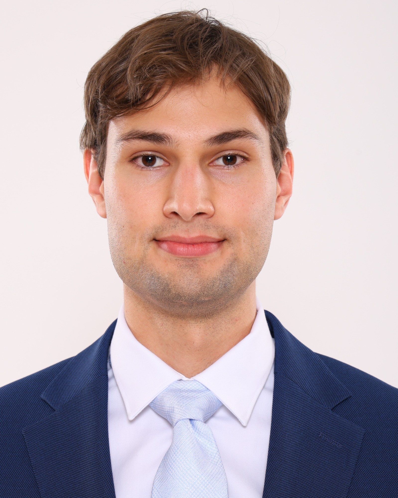 Roubailo, Niels