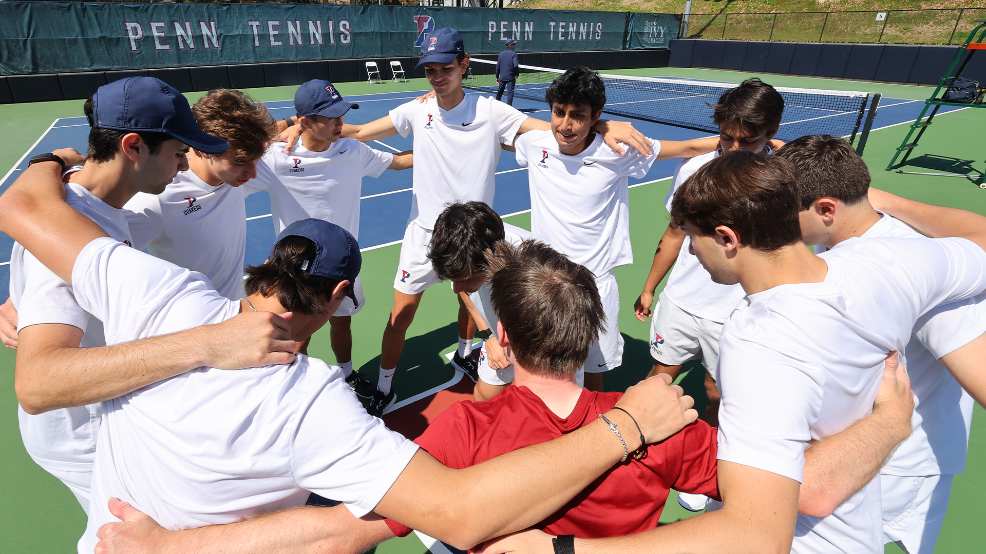 MTEN huddle