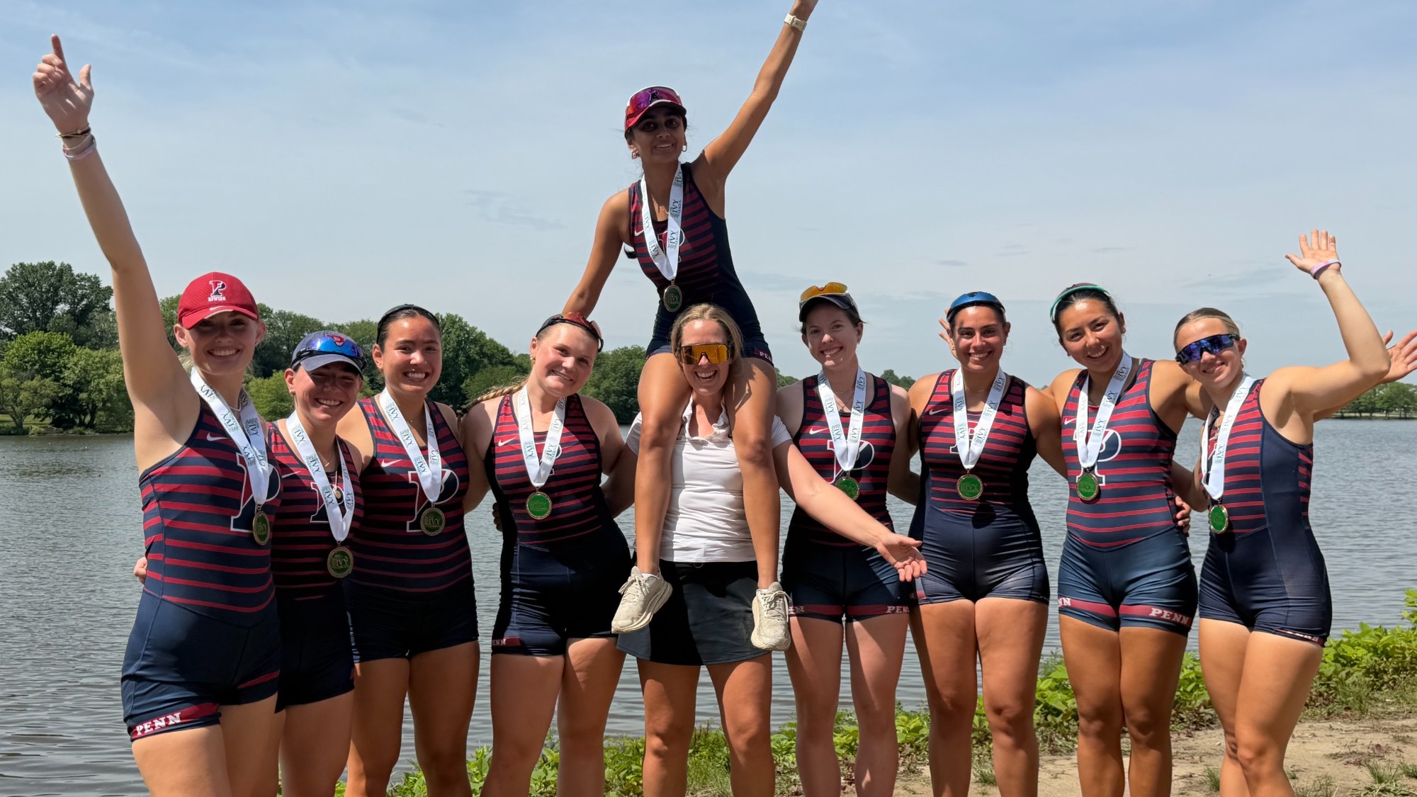 3V8 Ivy Bronze