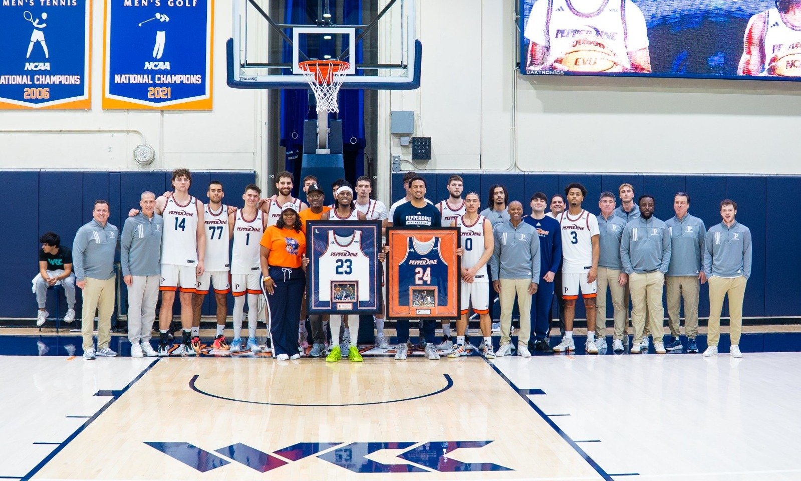 Men's Basketball Senior Day