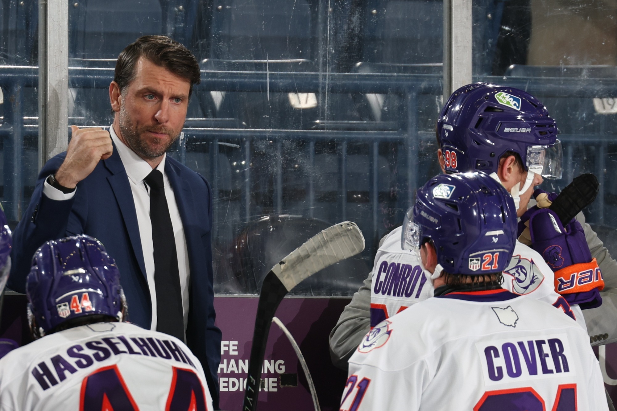 NATHAN PAETSCH TALKS WITH STEPHEN COVER DURING THE PHANTOMS 2026 HOME OPENER