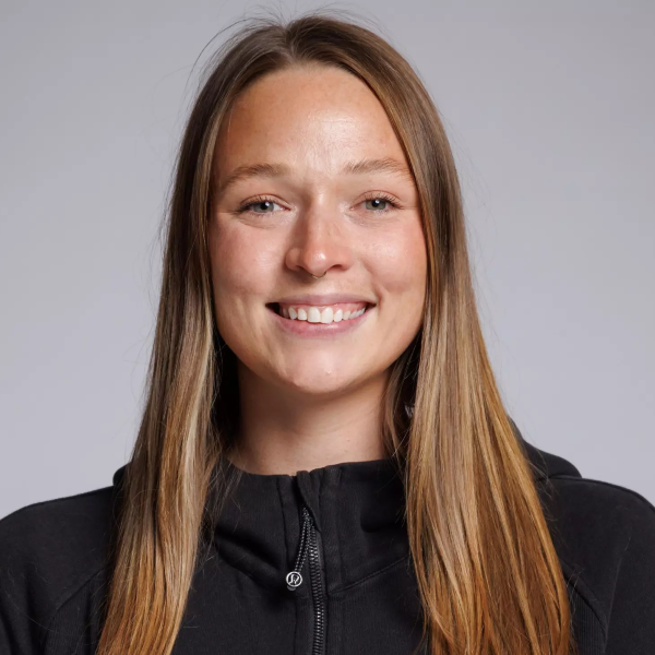 Brooke Thacker Headshot