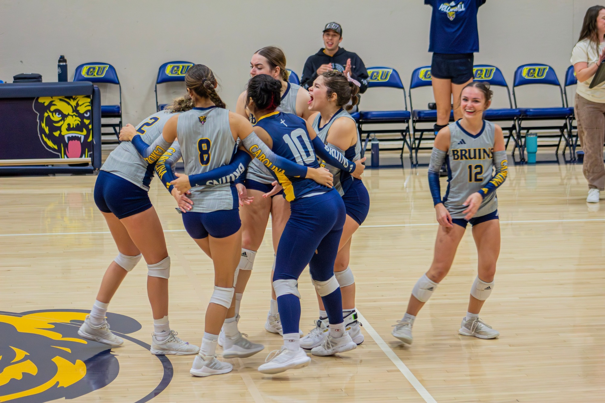 VB Celebrating after long rally