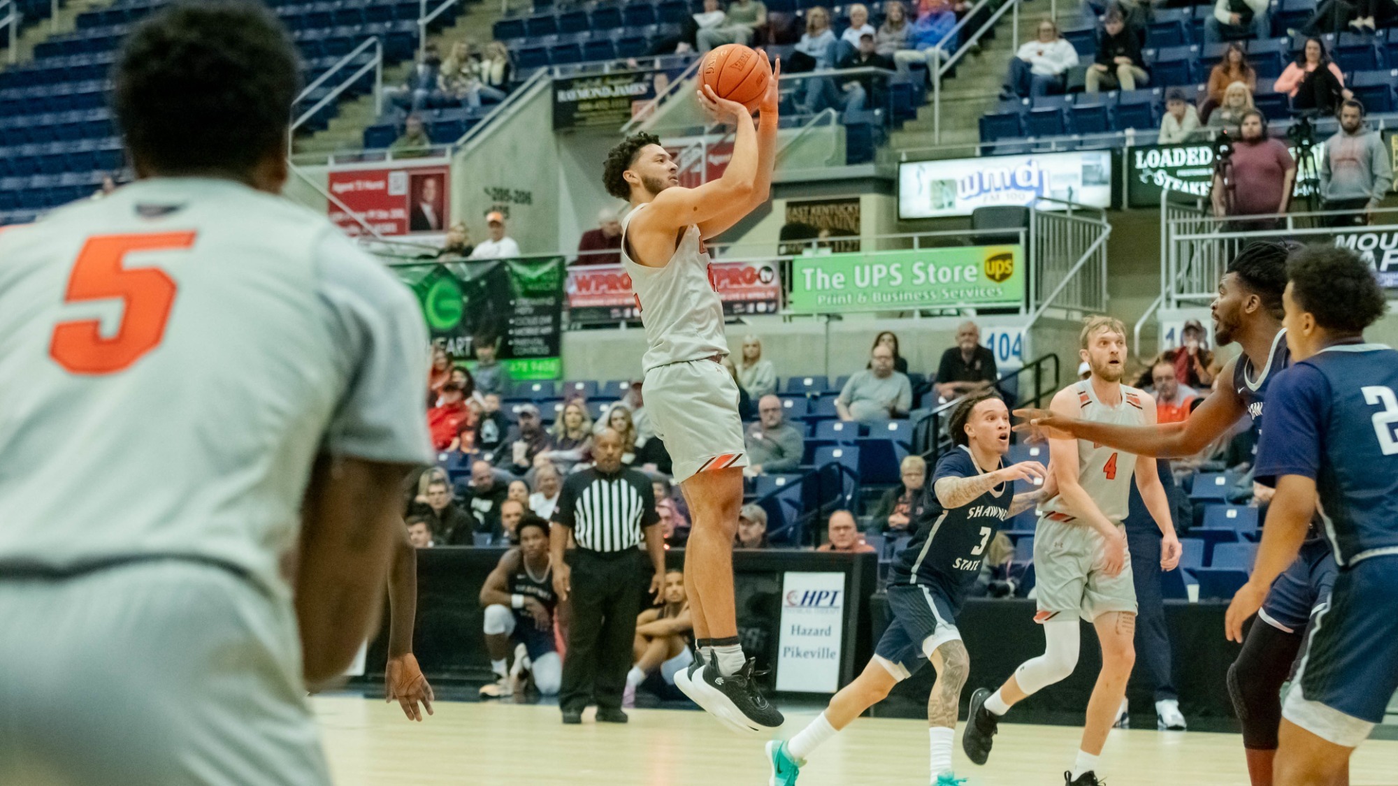 Teddy Parham Jr. Men's Basketball UPIKE Athletics