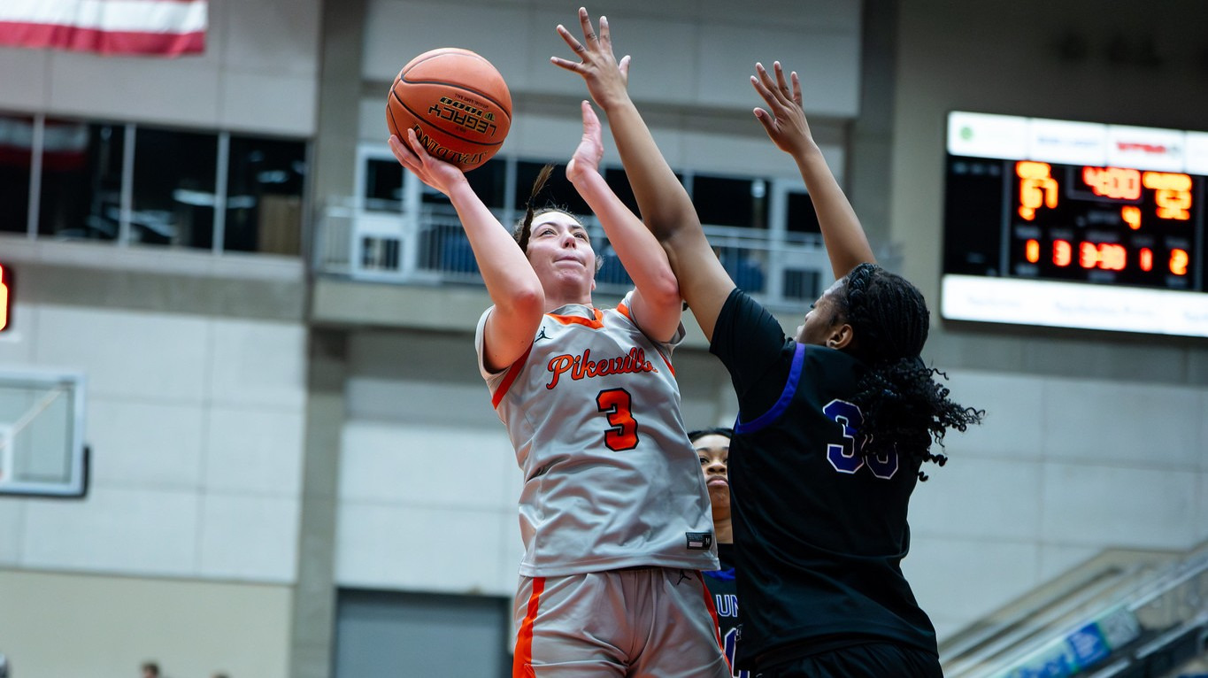 WBB -- Sophie -- UCU