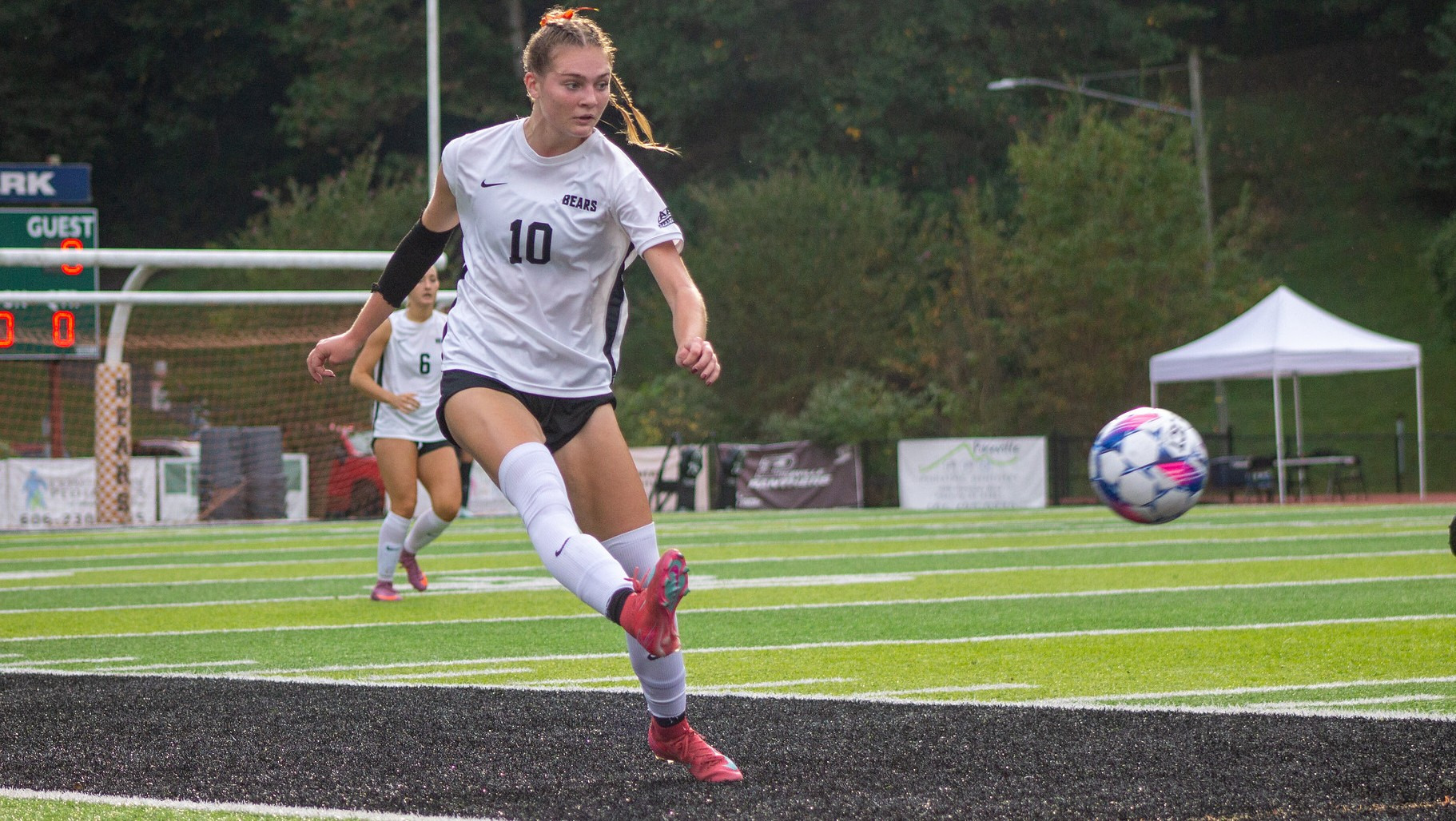 WSoc -- Reb