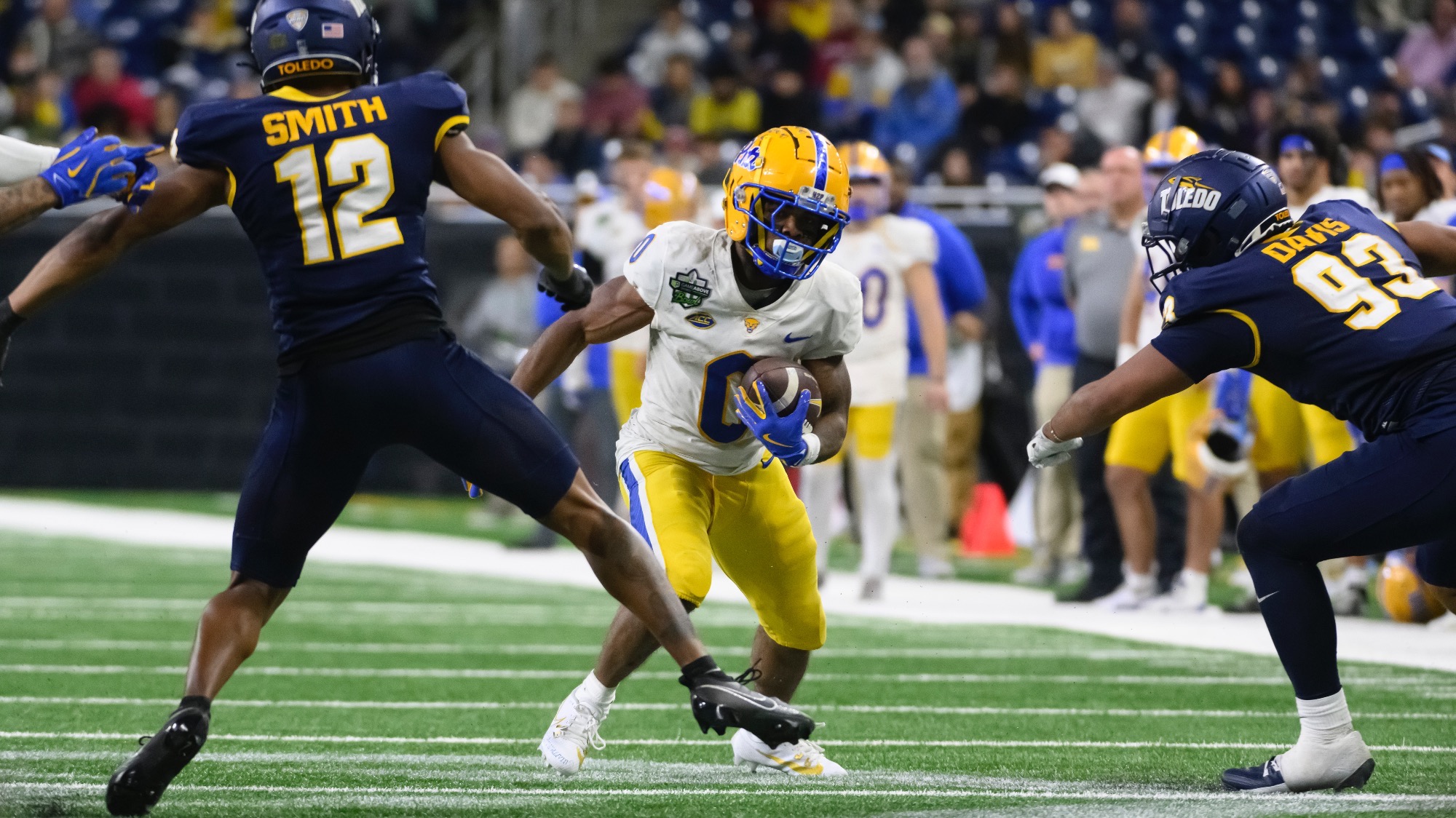 Pitt Scores Dramatic Victory at Cincinnati Pitt Panthers H2P