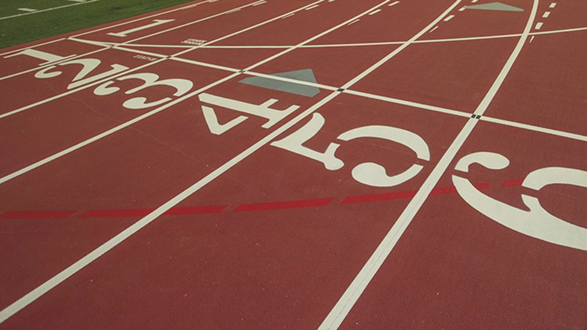 Plaster Center Track Image