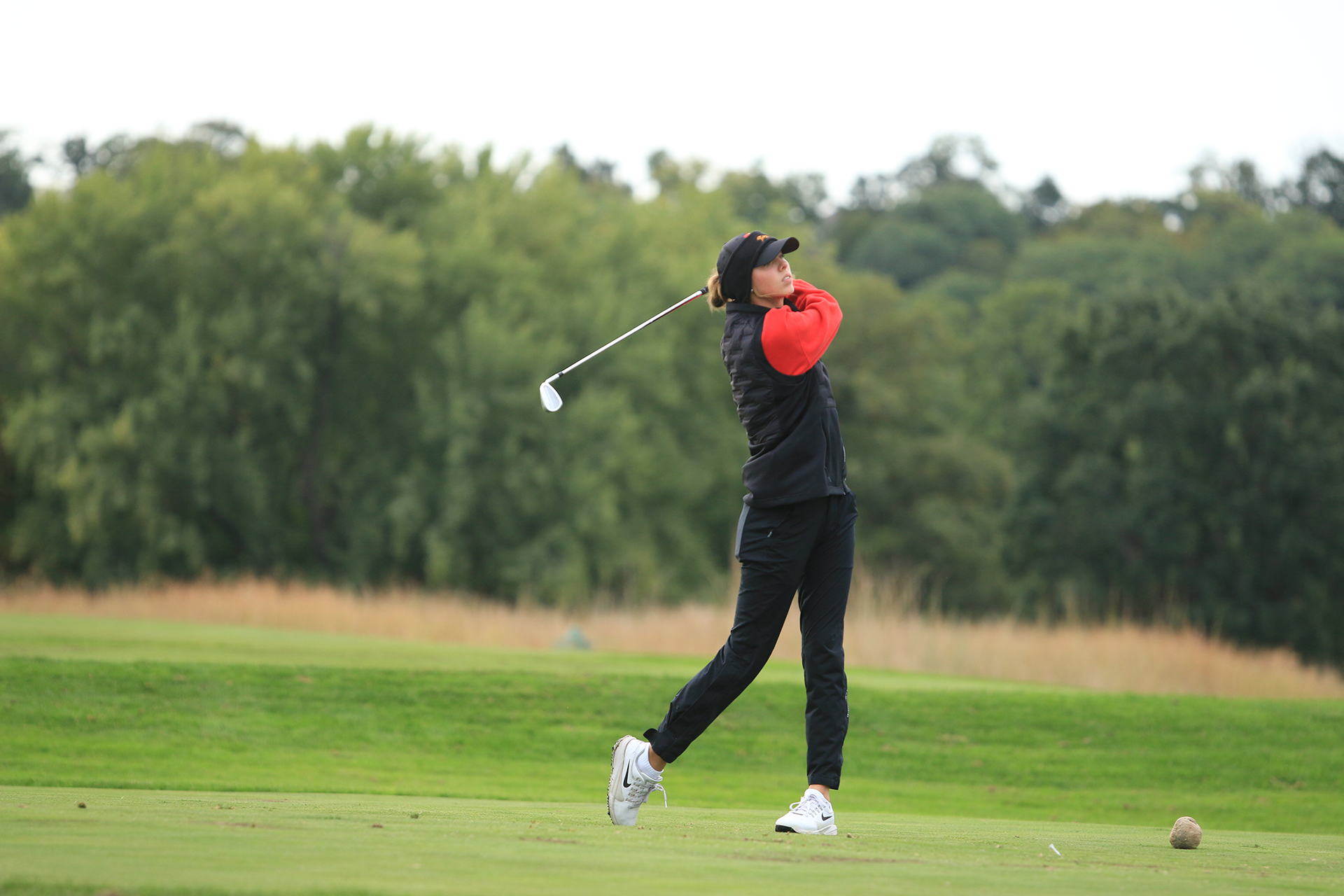 Women's Golf Shot