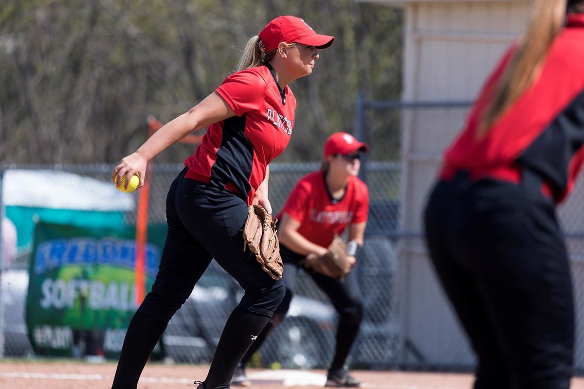 rhea-pitkin-2018-softball-plattsburgh-state-athletics