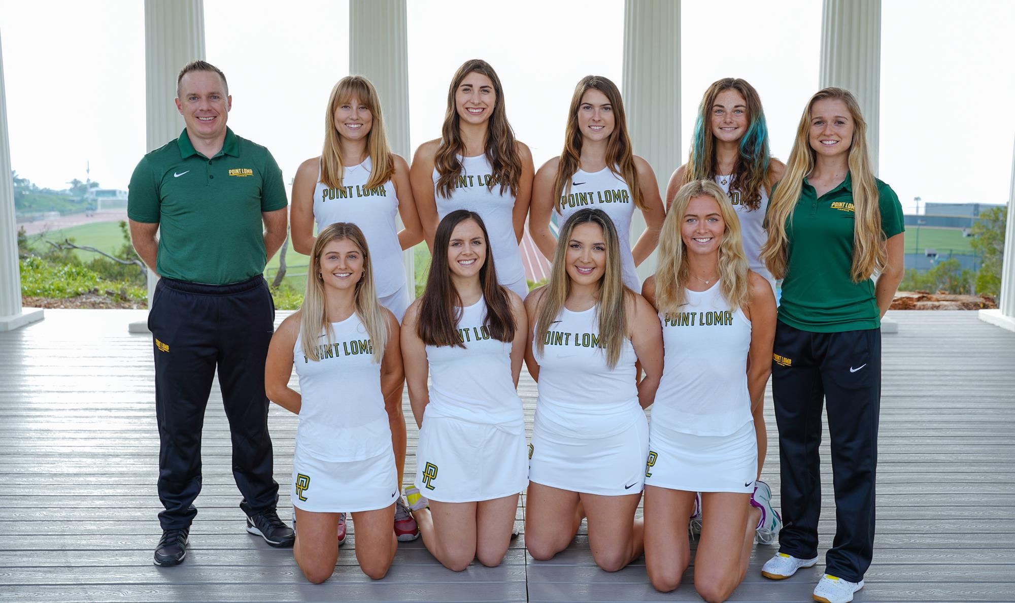 2020 women's tennis team photo
