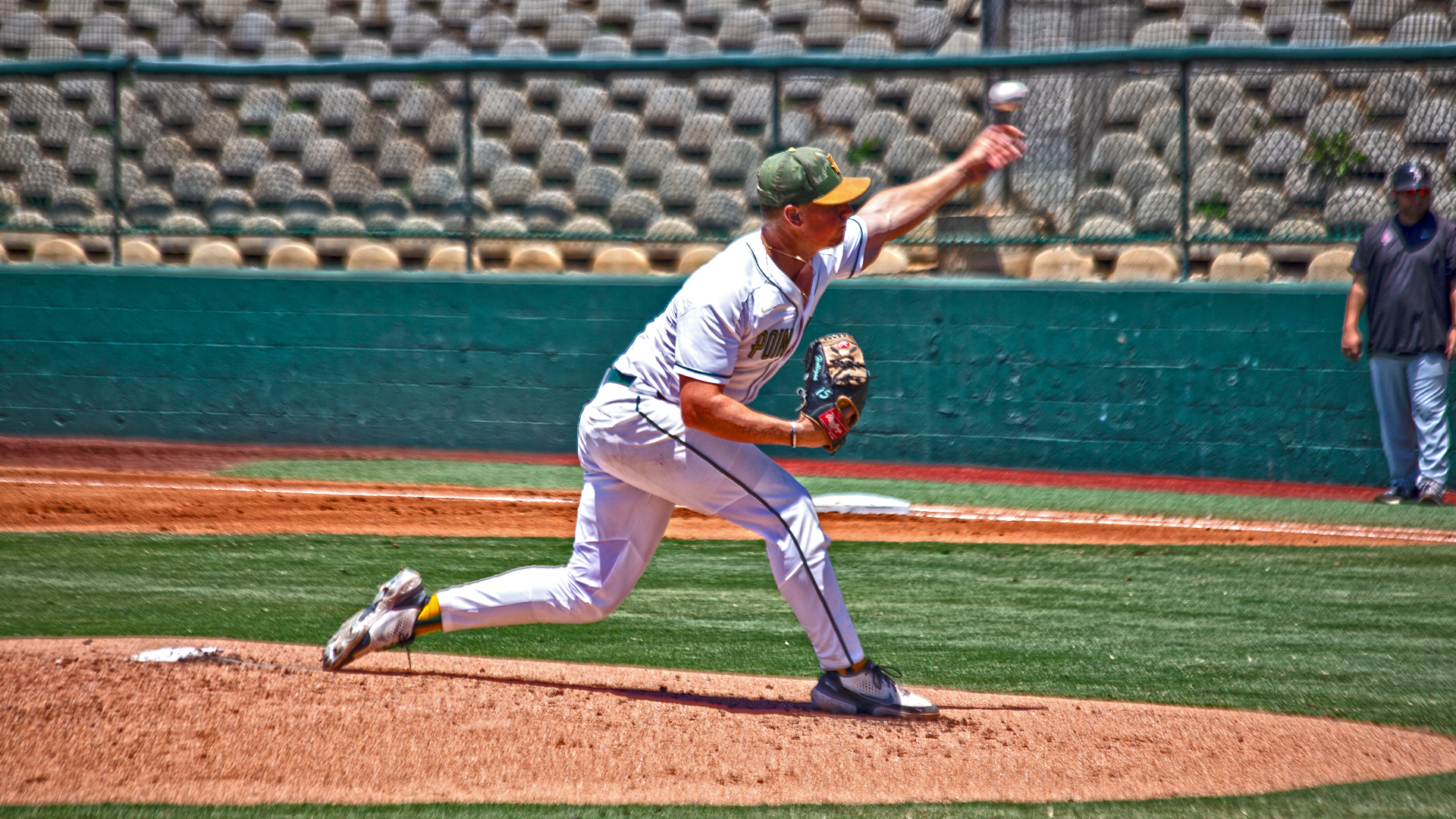 Baxter Halligan Baseball PLNU Athletics