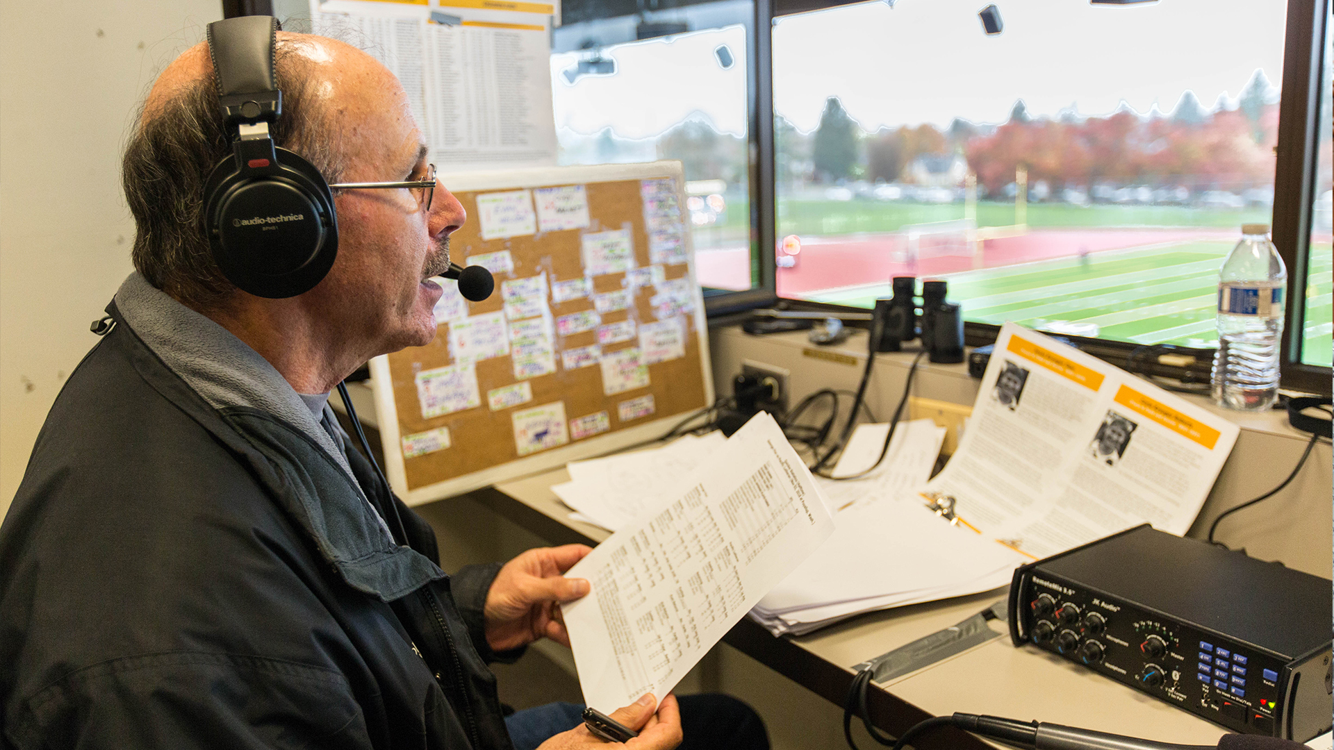Voice of Lute Football Steve Thomas Pacific Lutheran University