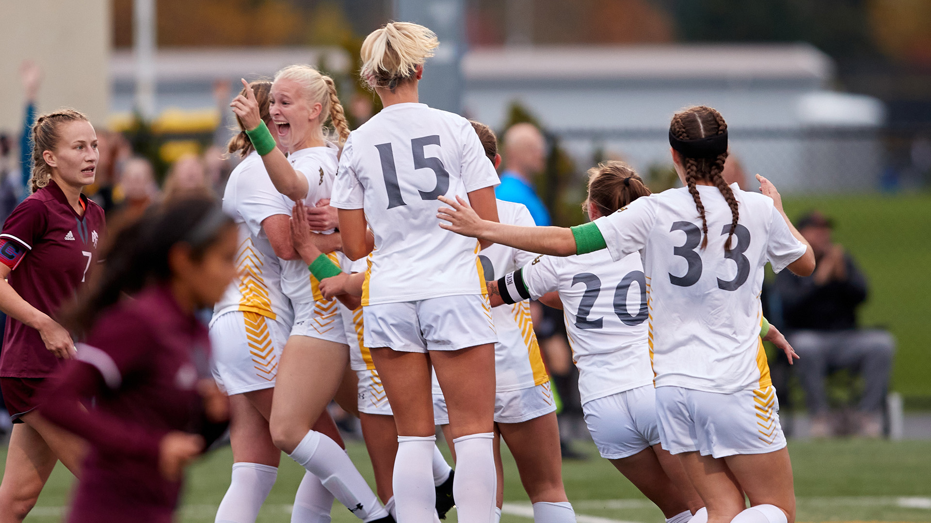 Lutes Blank Loggers, Reclaim NWC Lead Pacific Lutheran University