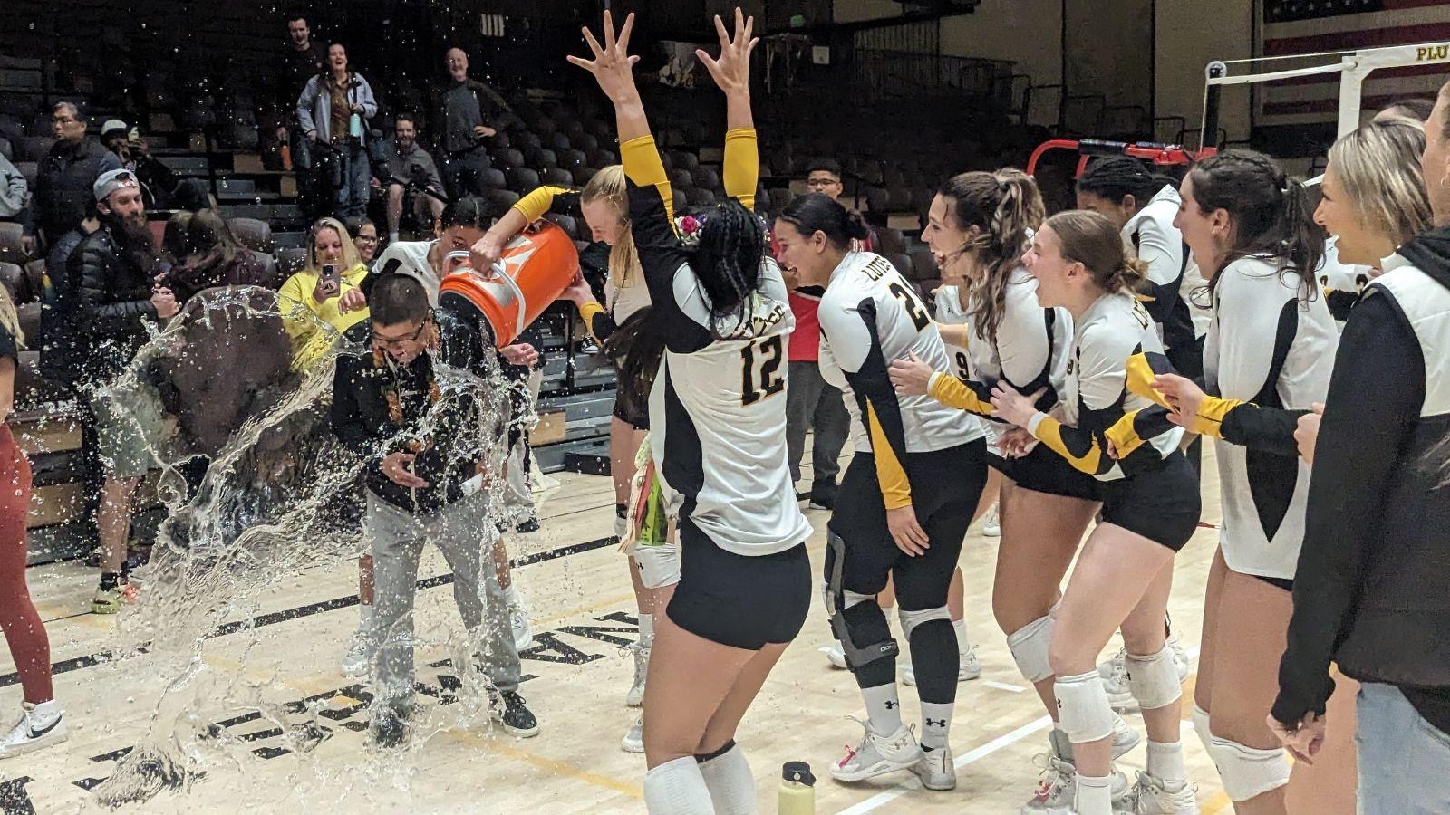 Lutes Outlast Pirates to Claim 12th NWC Regular Season Title Pacific