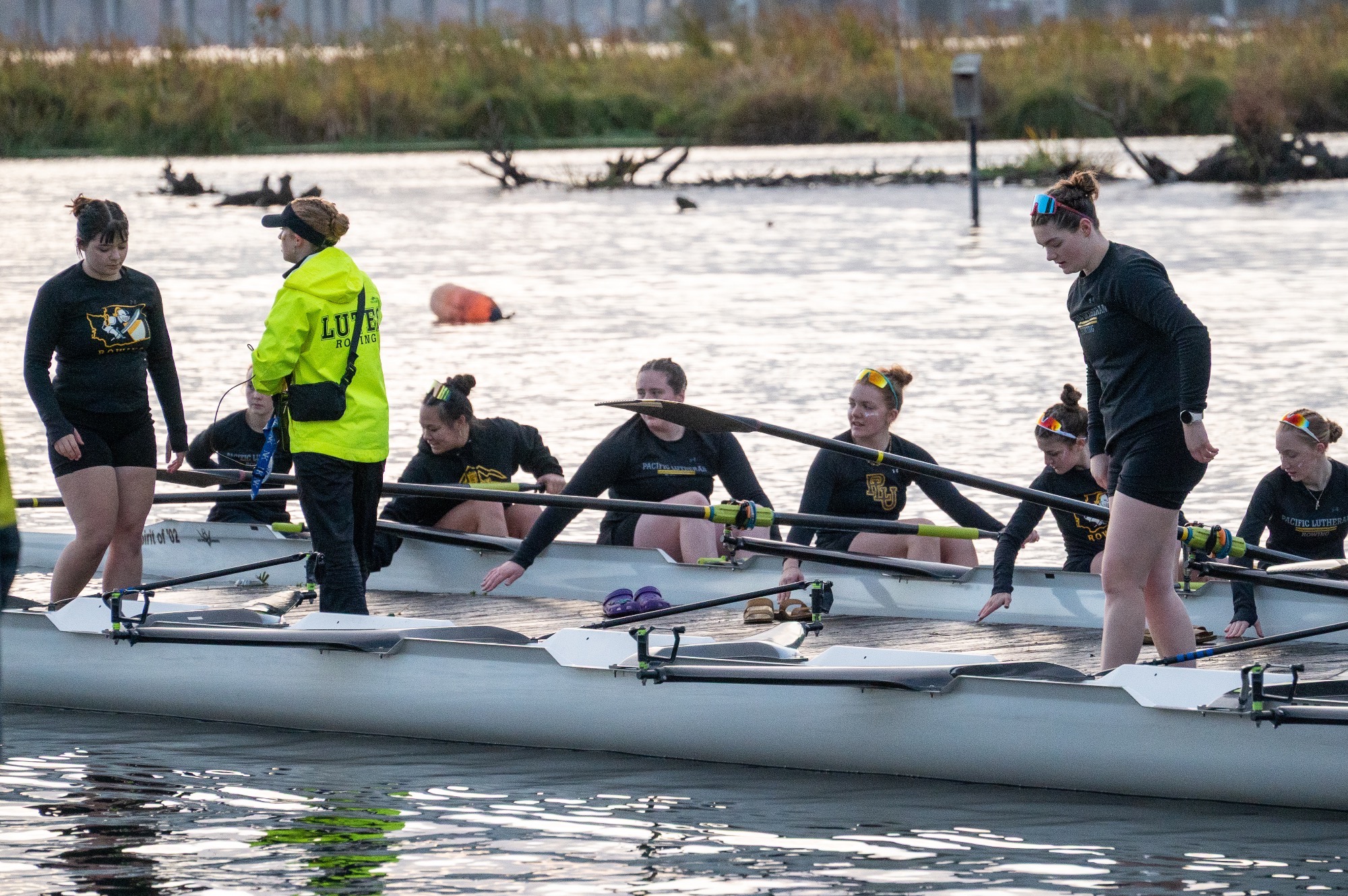 Lute boats at Head of the Lake