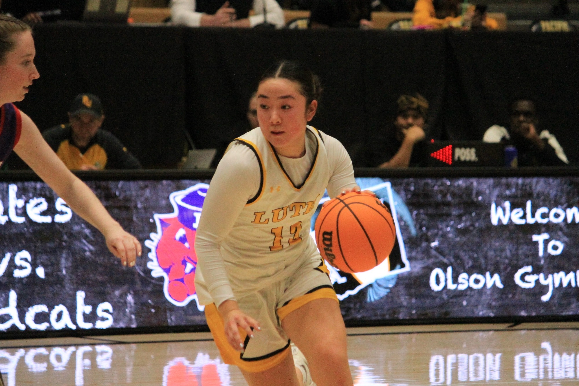 Emi Wada dribbles against Linfield