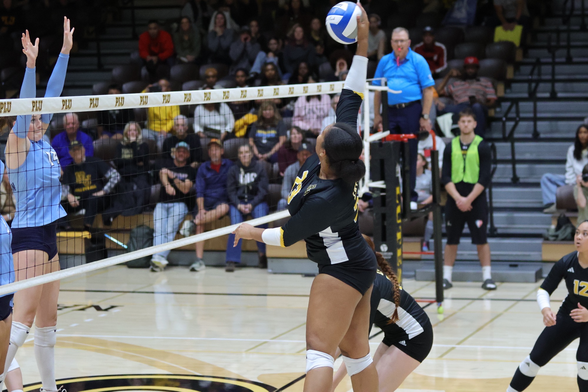 Shaela Allen-Greggs attack in win over Whitman