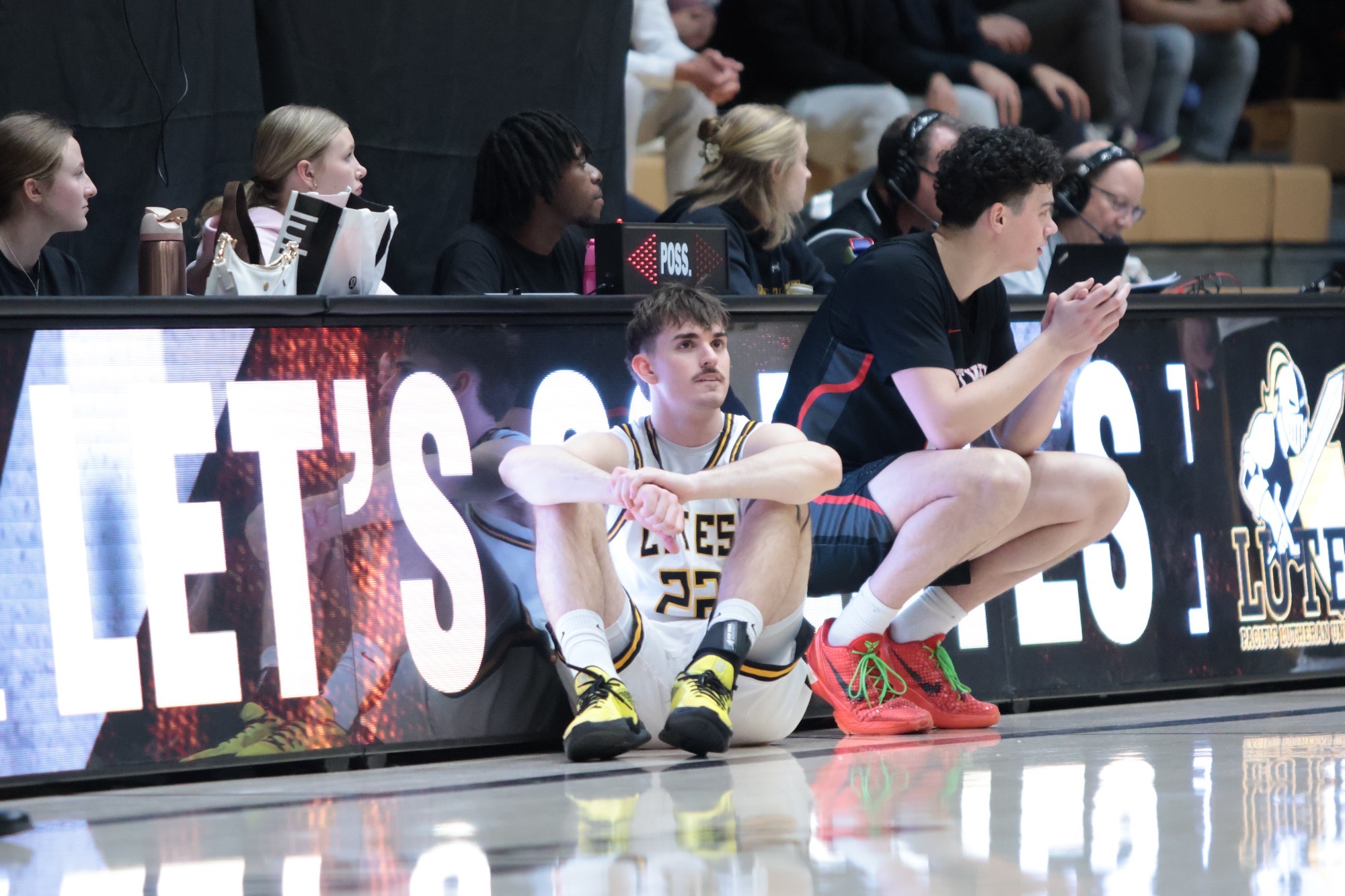Mack Hepper at scorers table vs Whitworth